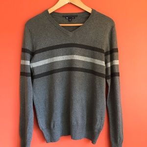 SALE!!! Gap V Neck, striped, size xs